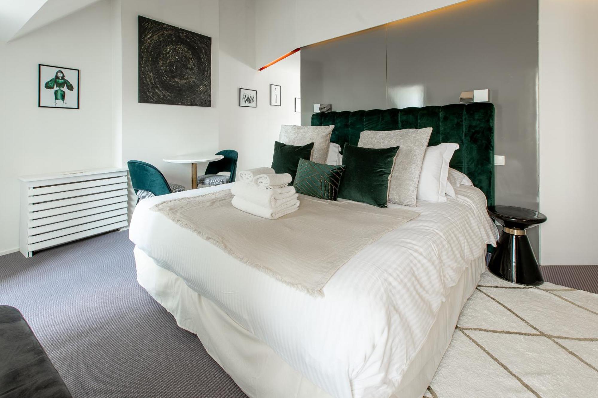 La Petite Fugue Hotel Beaune  Szoba fotó